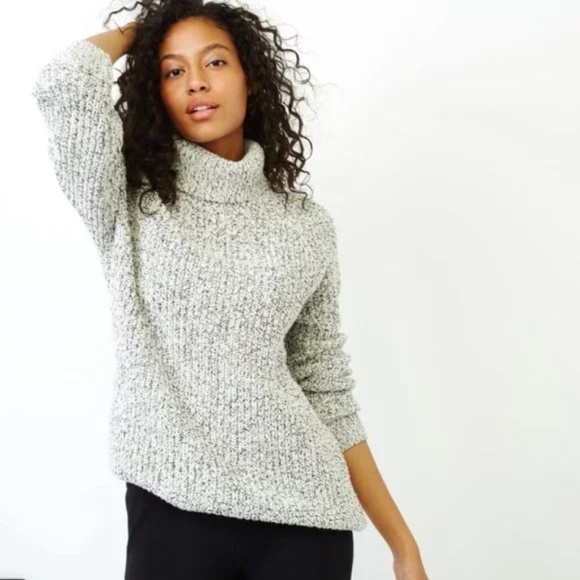Roots Gray Speckle Knit Cotton Blend Snowy Fox Turtleneck Sweater - Sz XS - Picture 1 of 15